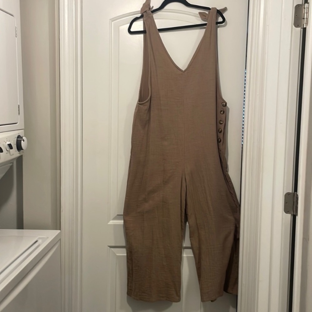 Boutique Brown linen wide leg jumpsuit